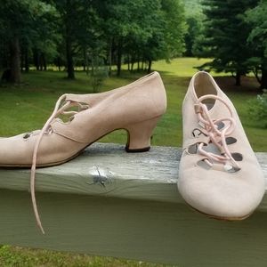 Vintage pink italian suede heels (womens 38.5)